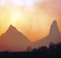 Mount Ngungun Track - Holiday Find