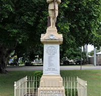 Miriam Vale War Memorial - Holiday Find