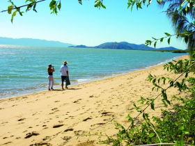 Bushland Beach - Holiday Find 0
