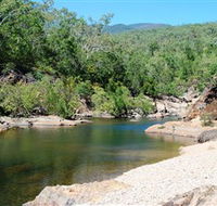 Mount Elliot Bowling Green Bay National Park - Holiday Find