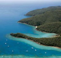 Luncheon Bay - Holiday Find