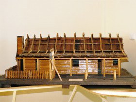 Morven Museum, Kerosene Tin Hut And Miniature Pioneer Village - Holiday Find 0