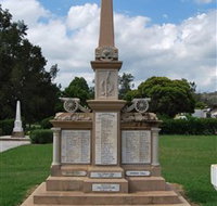 Boer War Memorial and Park - Holiday Find