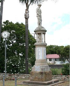 Crowley Vale QLD Holiday Find