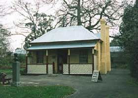 Adam Lindsay Gordon Cottage - Holiday Find 0