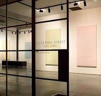 Liverpool Street Gallery - Holiday Find