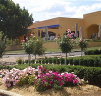 Shaw Vineyard Estate - Holiday Find