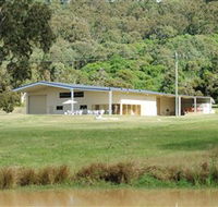 Razorback Ridge Wines - Holiday Find