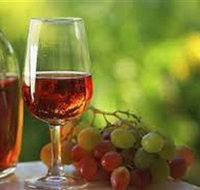 Long Rail Gully Winery - Holiday Find