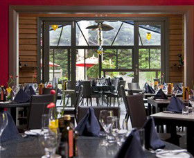 Oakdene Vineyards Restaurant And Cellar Door - Holiday Find 2