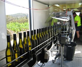 Little River Wines Of Taggerty - Holiday Find 7