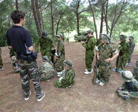 Hedgend Maze And Healesville Laser Sport - Holiday Find 3