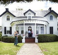 Mulberry Hill - Holiday Find