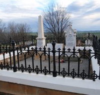 Hamilton Humes Grave - Holiday Find