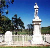 Cooyar War Memorial - Holiday Find