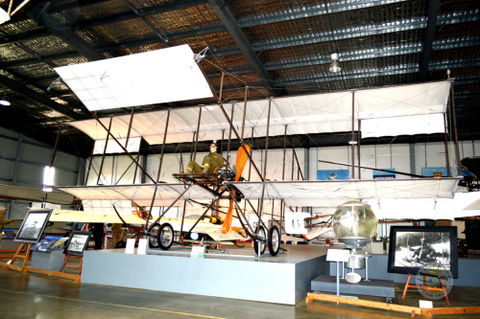 Australian Army Flying Museum - Holiday Find 0
