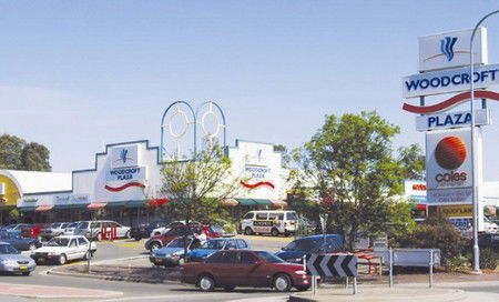 Centro Woodcroft - Holiday Find 1