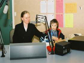 Charleville - School Of Distance Education Tour - Holiday Find 1