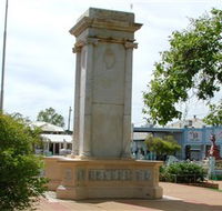 Charleville War Memorial - Holiday Find