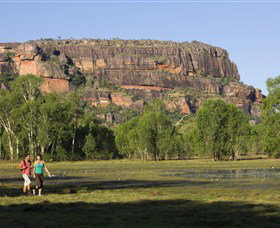 Sandstone And River Bushwalk - Holiday Find 0