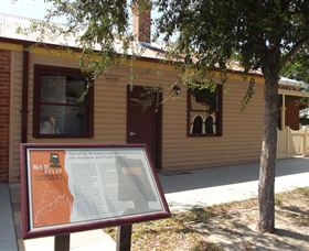 The Old Printery Building And The Bolt Exhibition - Holiday Find 0
