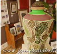 Jumptree Studios - Holiday Find