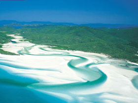 Whitehaven Beach - Holiday Find 0