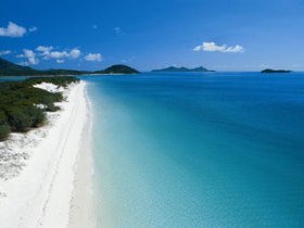 Whitehaven Beach - Holiday Find 2