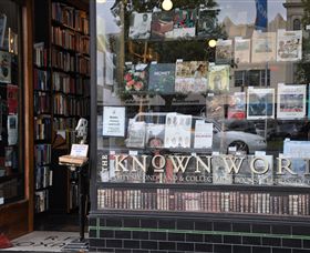 The Known World Bookshop & Boutique City Apartment - Holiday Find 5