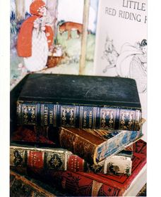 The Known World Bookshop & Boutique City Apartment - Holiday Find 3