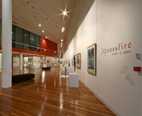 Wagga Wagga Art Gallery - Holiday Find 1