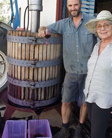 Rosnay Organic Farm And Vineyard - Holiday Find 5