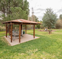 Bill Lyle Reserve picnic area - Holiday Find