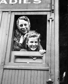 Bonegilla Migrant Experience - Holiday Find 1