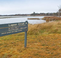 Lagoon Circuit walking track - Holiday Find