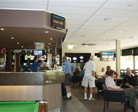 Queanbeyan Golf Club - Holiday Find 1