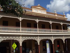 Childers Art Space (CHARTS) - Holiday Find 0