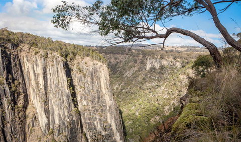 Apsley Gorge Rim Walking Track - Holiday Find 0