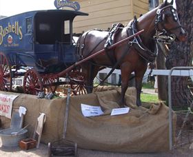 Arms Of Australia Inn Museum - Holiday Find 1