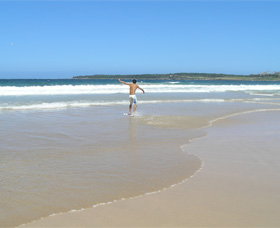 Shellharbour Beach - Holiday Find 1