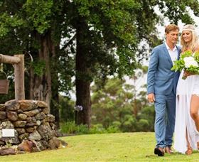 Pigeon House Tea Rooms Pitch And Putt Golf Course - Holiday Find 1