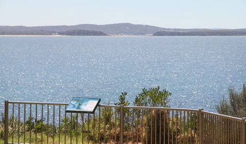 Moruya Heads Lookout - Holiday Find 3
