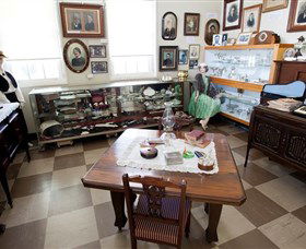 Lawrence Museum And Historical Society Inc - Holiday Find 5