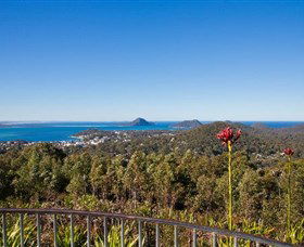 Gan Gan Hill Lookout - Holiday Find 0