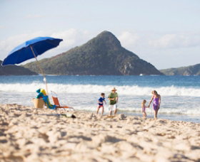 Fingal Bay Beach - Holiday Find 0