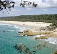 Main Beach North Stradbroke Island - Holiday Find