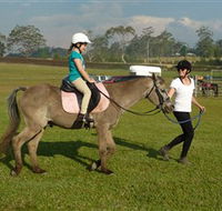 Port Macquarie Horse Riding Centre - Holiday Find