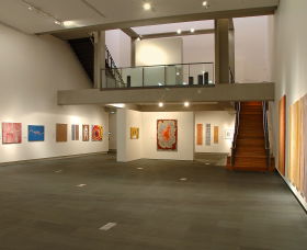 Glasshouse Regional Gallery - Holiday Find 0
