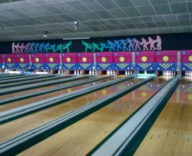 Ballina Ten Pin Bowl - Holiday Find 0