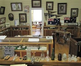 Waratah Courthouse Museum - Holiday Find 1